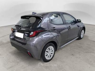 Toyota Yaris Hybrid Active MY21 FINO A 3 ANNI DI GARANZIA KM ILLIMITATI E 3 ANNI DI MANUTENZIONE ORDINARIA Grigio usata Salerno