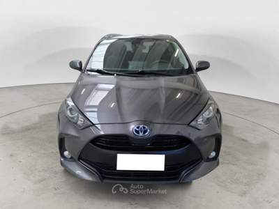 Toyota Yaris Hybrid Active MY21 FINO A 3 ANNI DI GARANZIA KM ILLIMITATI E 3 ANNI DI MANUTENZIONE ORDINARIA Grigio usata Salerno
