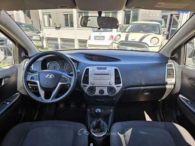 Hyundai i20 i20 5p 1.2 Classic Grigio usata Torino