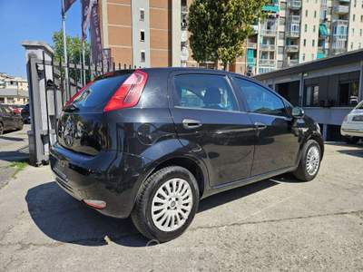 Fiat Punto Punto 5p 1.4 easypower Easy Gpl Nero usata Torino