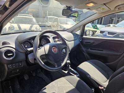 Fiat Punto Punto 5p 1.4 easypower Easy Gpl Nero usata Torino
