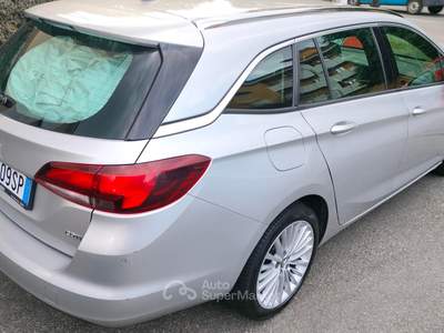Opel Astra Non fumatore Argento usata San Marzano Oliveto