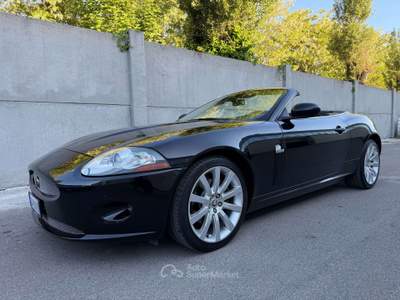 Jaguar XK Convertible Cabrio 3.5 V8 auto Nero usata Cremona