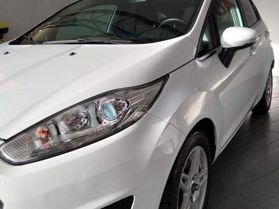 Ford Fiesta 5 porte Titanium usata Gualdo Tadino