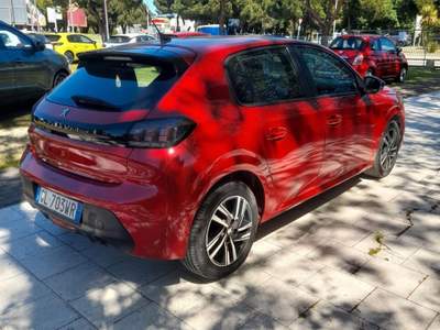 Peugeot 208 PureTech 5 porte usata Riccione