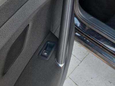 Volkswagen Golf Variant 1.4 TGI Metano usata Riccione