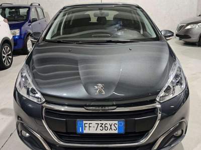 Peugeot 208 82cv usata Sedriano