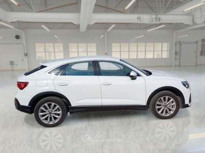 Audi Q3 Q3 I 2019 Sportback Sportback 35 2.0 tdi Business Plus s-tronic Bianco usata Zola Predosa