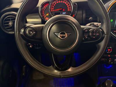 MINI Cooper INI Cooper 5 Porte 1.5 Automatica – LED – PDC – Tetto Nero – Cerchi Neri Blu/Azzurro usata San Benedetto del Tronto