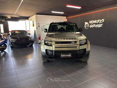 Land Rover Defender 110 3.0d i6 mhev X-Dynamic S awd 200cv auto Verde usata Puegnago del Garda