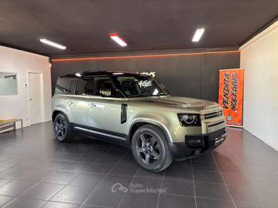 Land Rover Defender 110 3.0d i6 mhev X-Dynamic S awd 200cv auto Verde usata Puegnago del Garda