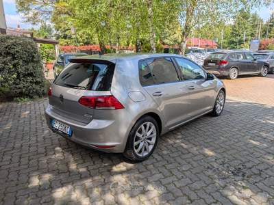 Volkswagen Golf 5p 1.6 tdi Comfortline 110cv dsg Grigio usata Cairate