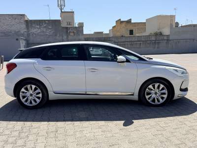 DS Automobiles DS 5 DS5 2.0 Diesel 163Cv 4x4 del 2015 Bianco usata Mazara del Vallo