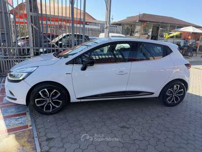 Renault Clio Clio IV  1.5 dci energy Duel 75cv OK NEOPATENTATI usata Milano