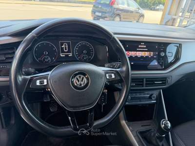 Volkswagen Polo VI  5p 1.0 tgi Highline 90cv BLUEMOTION OK NEOPATE Grigio usata Milano