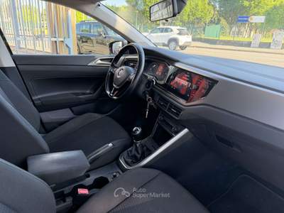 Volkswagen Polo VI  5p 1.0 tgi Highline 90cv BLUEMOTION OK NEOPATE Grigio usata Milano