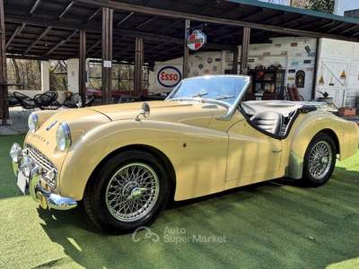 Triumph TR3 – 1960 Giallo usata Pianezza Triumph TR3 – 1960 Giallo usata Pianezza
