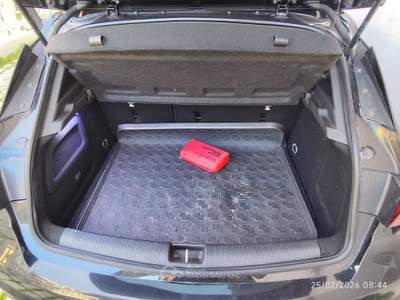 Opel Astra Unico proprietario, mai fumato Nero usata Spoltore