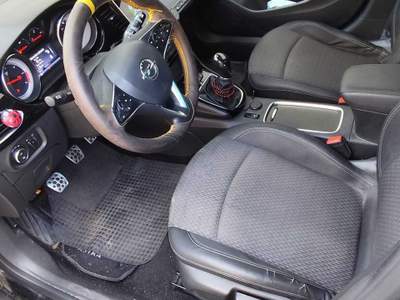 Opel Astra Unico proprietario, mai fumato Nero usata Spoltore