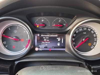Opel Astra Unico proprietario, mai fumato Nero usata Spoltore