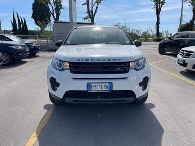 Land Rover Discovery Sport 2.0 TD4 150 CV 4WD Bianco usata Massarosa