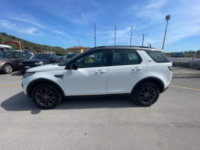 Land Rover Discovery Sport 2.0 TD4 150 CV 4WD Bianco usata Massarosa