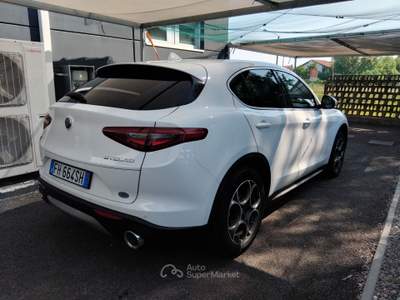 Alfa Romeo Stelvio GANCIO TRAINO Bianco usata Bregnano