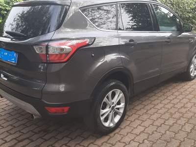 Ford Kuga Tagliandi FORD ultimo luglio 2025, tenuta in garage. Grigio usata Castel Maggiore