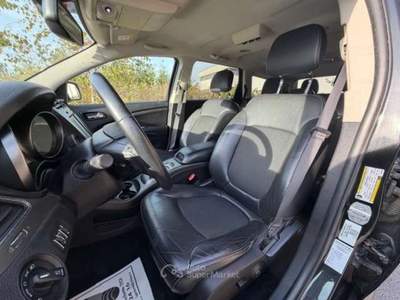 Fiat Freemont 2.0 mjt 16v CROSS 4x4 170cv auto Nero usata Banchette