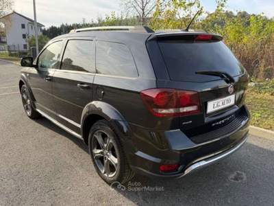 Fiat Freemont 2.0 mjt 16v CROSS 4x4 170cv auto Nero usata Banchette