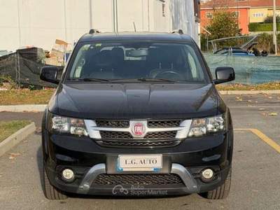 Fiat Freemont 2.0 mjt 16v CROSS 4x4 170cv auto Nero usata Banchette