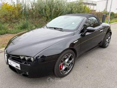 Alfa Romeo Spider Spider 2006 2.4 jdm 210cv Nero usata Banchette