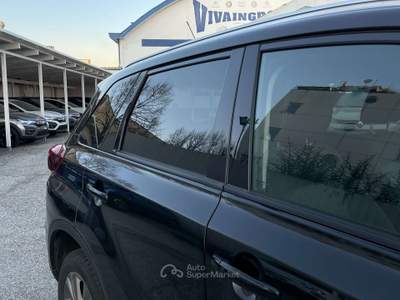 Suzuki Vitara 1.5 Hybrid 140CV Aut. Starview 2wd Nero usata TORINO