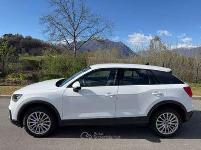 Audi Q2 30 1.6 tdi Business s-tronic Bianco usata Banchette