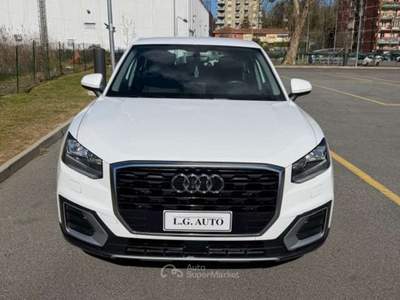 Audi Q2 30 1.6 tdi Business s-tronic Bianco usata Banchette