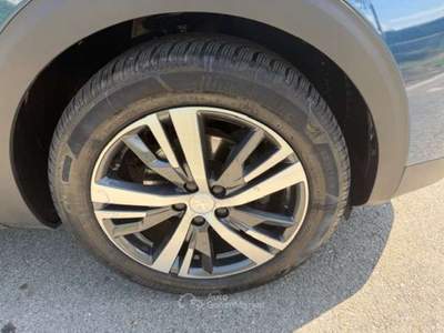 Peugeot 5008 1.5 bluehdi Allure Pack Blu/Azzurro usata Banchette