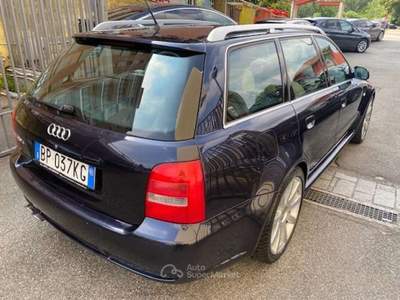 Audi RS 4 Avant 2.7 ** AUTO ORIGINALE ** Blu/Azzurro usata Banchette