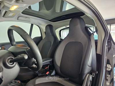 Smart ForTwo EQ  Parisblue Prime Ricarica Rapida Tua da €168 al Mese!! Blu/Azzurro usata Roma