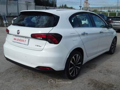 Fiat Tipo Mjt S&S 5 porte Lounge Bianco usata Qualiano