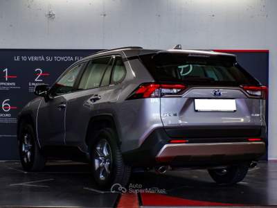 Toyota RAV4 2.5 vvt-ie h Active 2wd 218cv e-cvt Argento usata Saint-Christophe