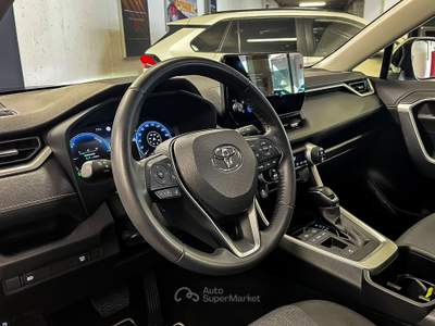 Toyota RAV4 2.5 vvt-ie h Active 2wd 218cv e-cvt Argento usata Saint-Christophe