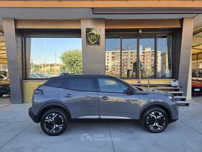 Peugeot 2008 GT s Grigio usata Brusciano