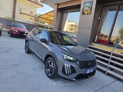 Peugeot 2008 GT s Grigio usata Brusciano