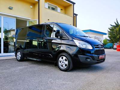 Ford Tourneo Custom TITANIUM-2.0-170CV-AUTO-8 POSTI-L2-GANCIO TRAINO-PREZZO REALE Nero usata Pieve di Soligo