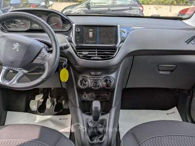 Peugeot 208 1.2cc 82cv Grigio usata Roma