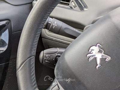 Peugeot 208 1.2cc 82cv Grigio usata Roma