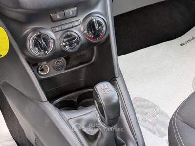 Peugeot 208 1.2cc 82cv Grigio usata Roma