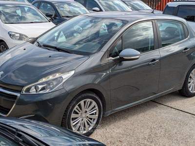 Peugeot 208 1.2cc 82cv Grigio usata Roma