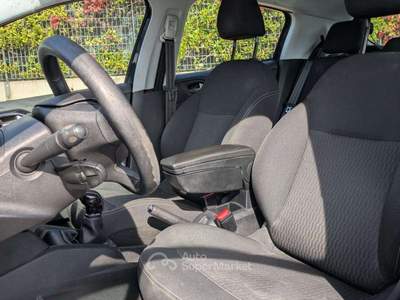 Peugeot 208 1.2cc 83cv Nero usata Roma