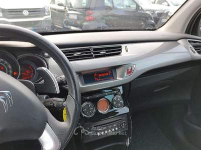 Citroen C3 1.4cc 95cv CAMBIO AUTO Grigio usata Roma
